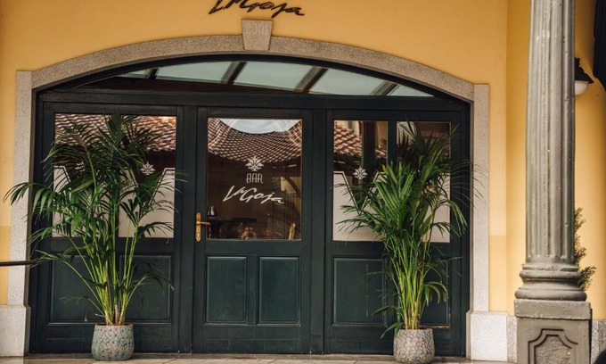 Trzin Bed & Breakfast | LAGOJA b&b