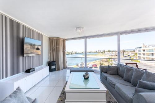 Lagoon Beach Apartment | Lagoon Beach 237A by CTHA