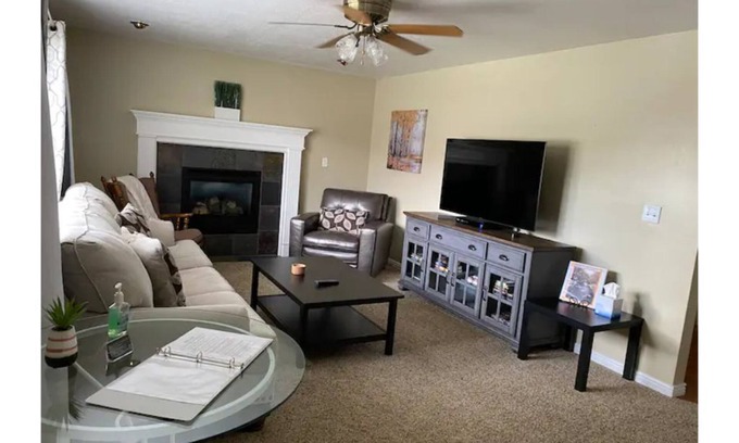 Washington Terrace House | Lagoon, Ski, HAFB, WSU, Dee Event Center
