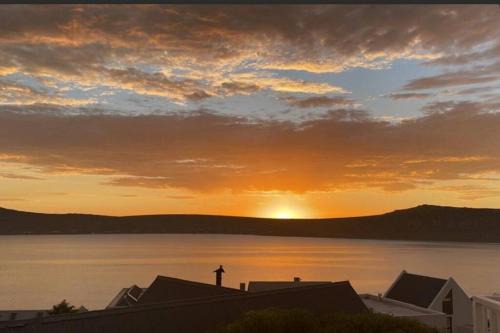 Langebaan Apartment | Lagoon Views at Langebaan