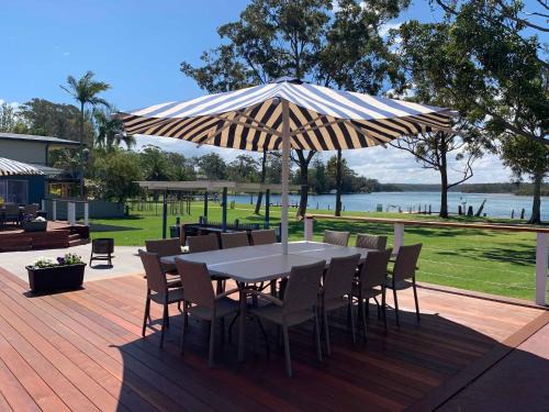 Sussex Inlet Resort | Laguna lodge Group Accommodation