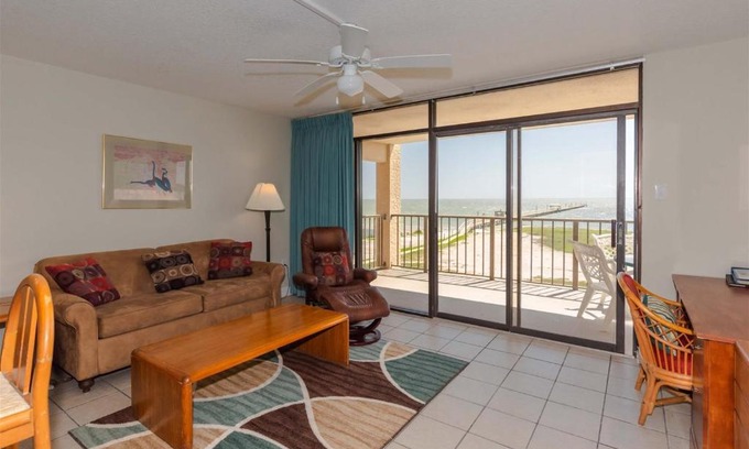 Rockport Apartment | Laguna Reef #314 - Peaceful Pelican