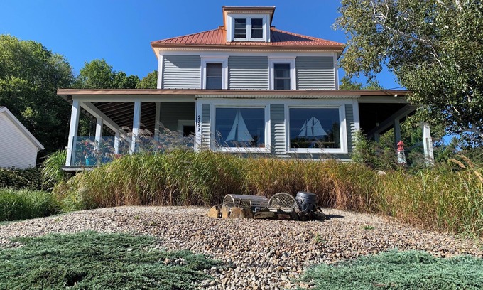 West LaHave House | LaHaven Skippers Retreat