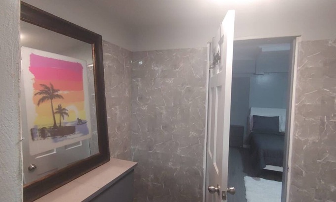 East End Apartment | LAHL Short Term Residential Living