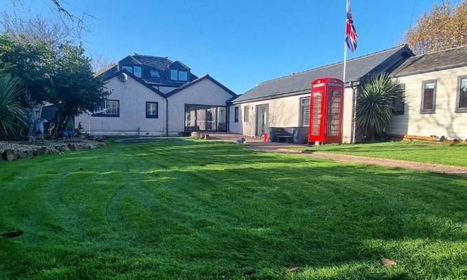 Saltcoats Villa | Laighdykes Guest Cottage