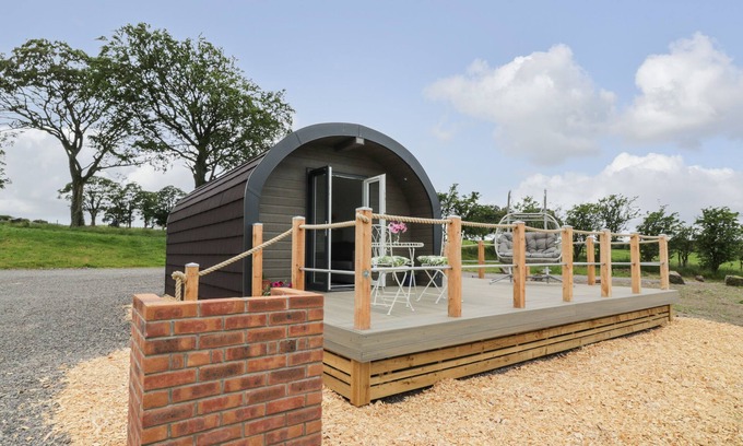 Lochmaben Cottage | Laird Lodge 1