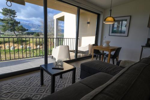 Ferro House | Laje da Bica Agroturismo