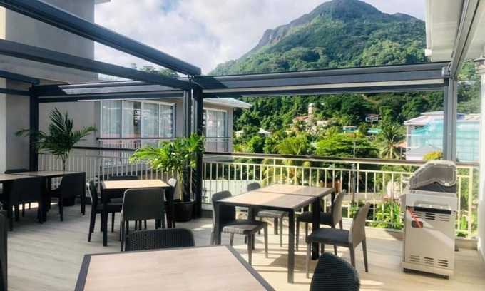Beau Vallon Hotel | Lakaz Kreol