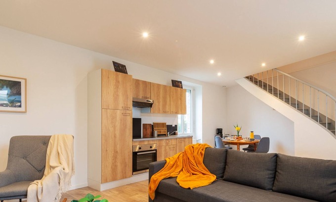 Laval House | Lakaz - Maison - Jardin - Wifi