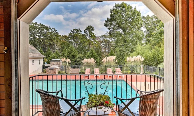 Cartersville Apartment | Lake Allatoona Area Studio with Pool and Views!
