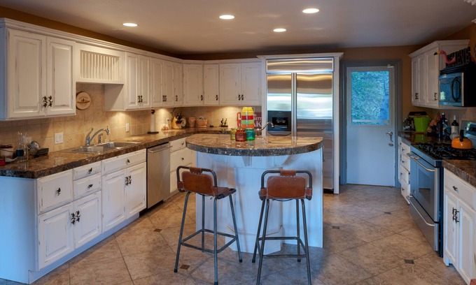 Lake Arrowhead House | Lake Arrowhead, CA - Beautiful Lake front cabin