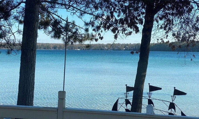 Hillman House | Lake Avalon - Charming 4-bedroom, 2-Bathroom Lake House