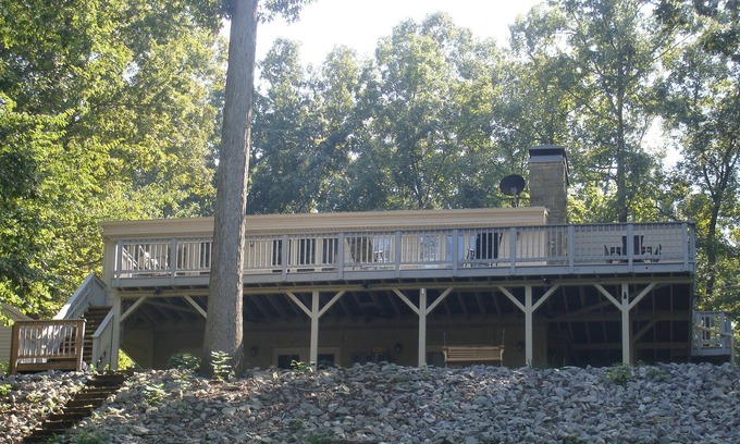 Cadiz House | Lake Barkley Waterfront Home, Minutes To State Resort Park