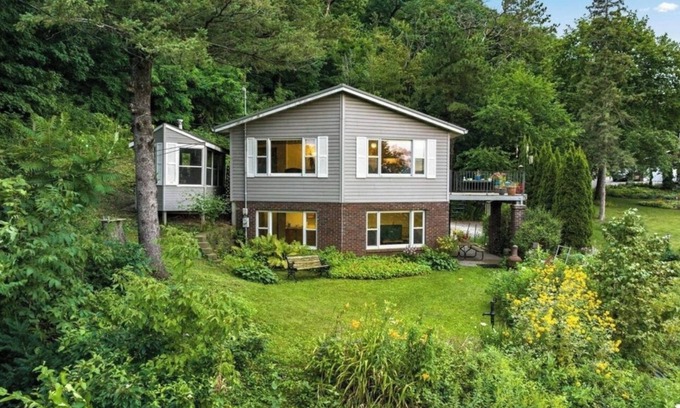 Winona House | Lake Boulevard House