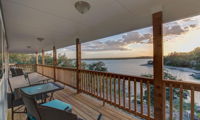 Burnet House | Lake Buchanan Waterfront Getaway
