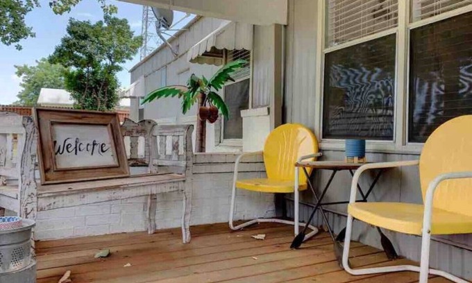 Pottsboro House | Lake Bungalow-Pet friendly- Highport Marina