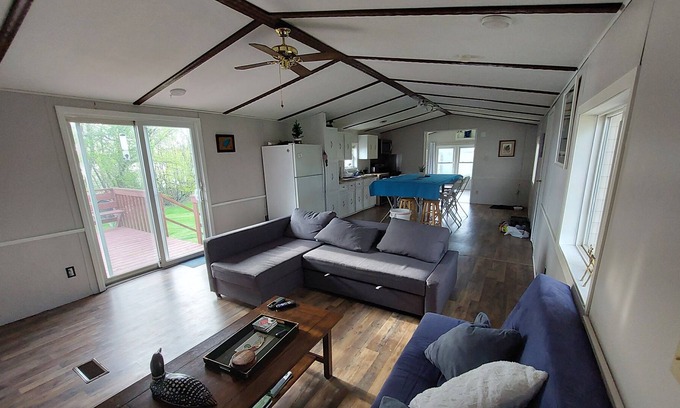 Dassel Cabin | Lake cabin on a quiet lake