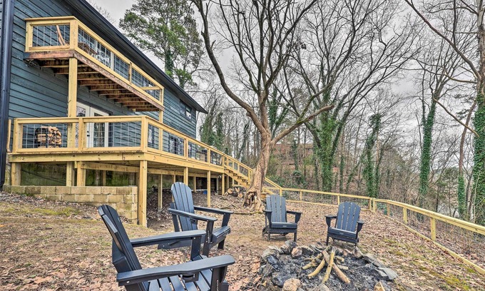 Jones Mills House | Lake Catherine Home w/ Deck + Fire Pit!