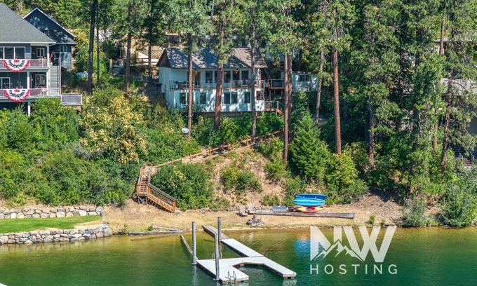 Coeur d'Alene House | Lake CDA: Soak, Paddle, Dock & Unwind