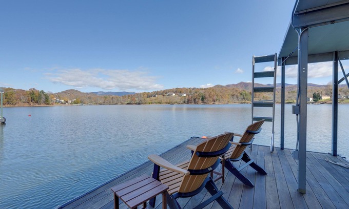 Hayesville Apartment | Lake Chatuge Apt w/Boat Dock in Hayesville!