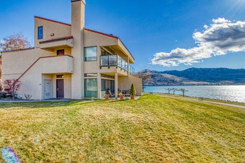 Chelan Apartment | Lake Chelan Shores II