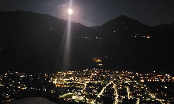 Civo House | Lake Como 7 miles - Val di Mello: 1-ROOM-APARTMENT/TWO-ROOM APARTMENT BedroomBathroomKitchen
