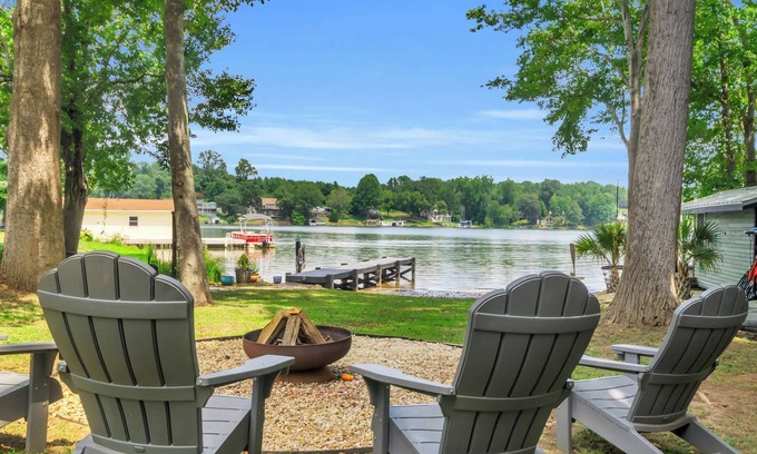 Lyman House | Lake Escape - Paddle Cove - 6 Bedrooms
