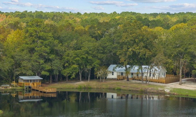 Burgaw House | Lake Fontanel 52 Acre Private Lake Side Retreat