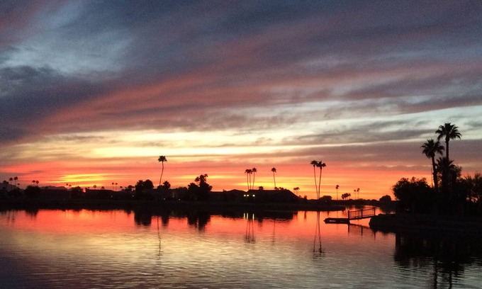 Arizona City House | Lake Front 4 Bedroom Snowbird Favorite- Close to Golf, Pickle Ball & Skydiving!