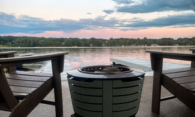 Decatur Cottage | Lake Front Cottage | Kayak | Paddleboard | Fish
