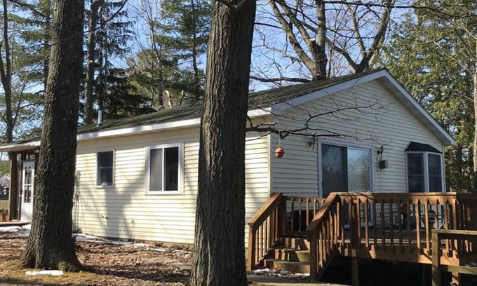 Irons Cottage | Lake Front Cozy Cottage on BBL: Swim, Fish, Fun, Sun , and best of all Relax.