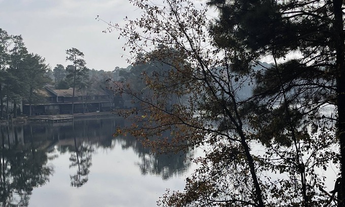 Arcadia Lakes House | LAKE FRONT GUESTHOUSE