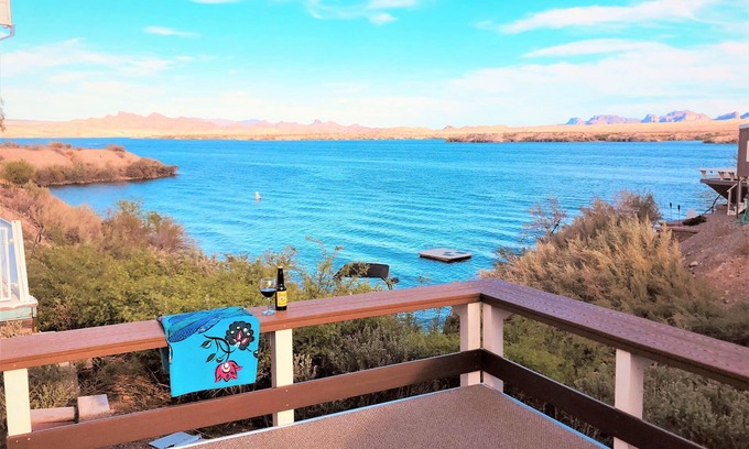 Lake Havasu City House | Lake Front Home Just Steps From Semi-Private Beach