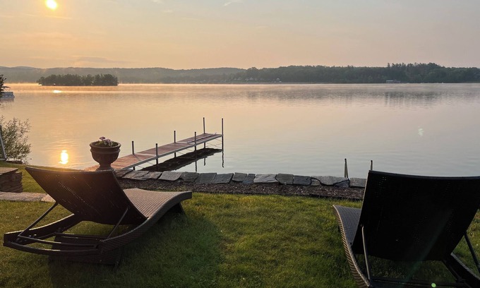 Pittsfield House | Lake Front Home in Heart of the Berkshires Near Jiminy Peak