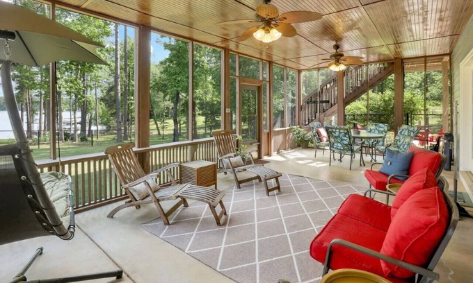 Appling House | Lake front home, private dock, pet friendly