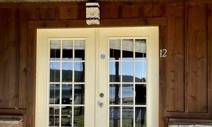 Graham Cabin | Lake front relaxing cabin #14