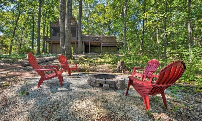 Seneca House | Lake Hartwell Home w/Dock < 10 Miles to Clemson!