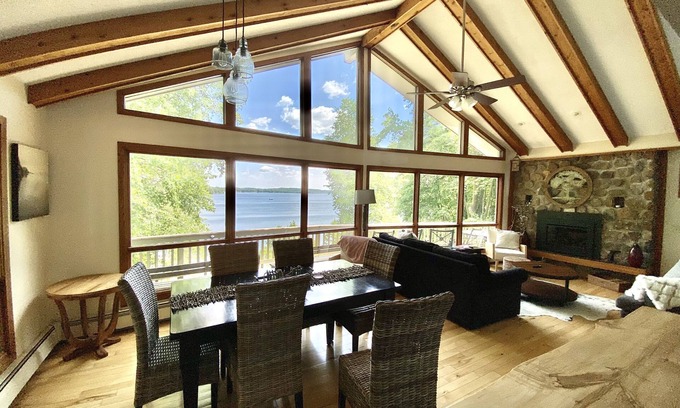 Birchdale House | Lake Home with a spacious 1+ acre lot on Big Birch Lake