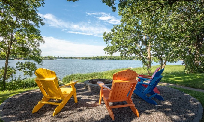 Alexandria House | Lake home with great views of Alexandria