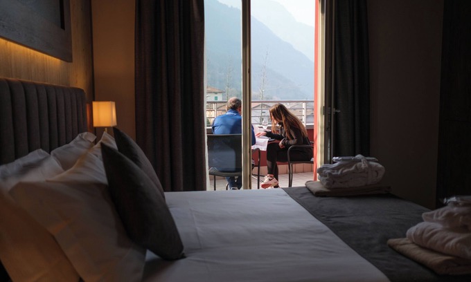 Pisogne Hotel | Lake Hotel La Pieve