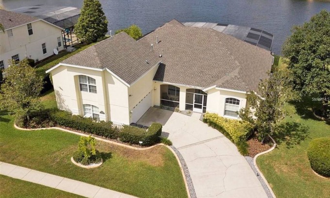 West Kissimmee House | Lake House at Formosa - Sophisticated villa with private pool, spa and game room