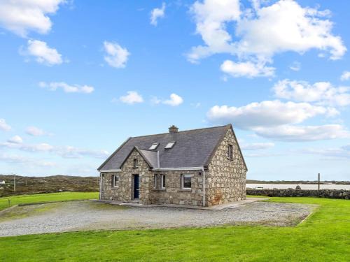 Ballyconneely House | Lake House Mannin, Ballyconneely