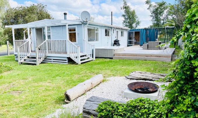 Mangakino House | Lake House Maraetai