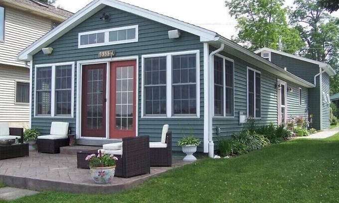 Geneseo House | Lake House on Conesus Lake