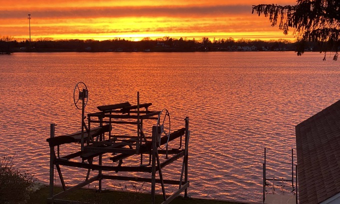 Long Lake Cottage | Lake House Perfect for Reunion