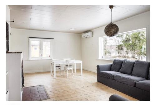 Farstanaset Villa | Lake house