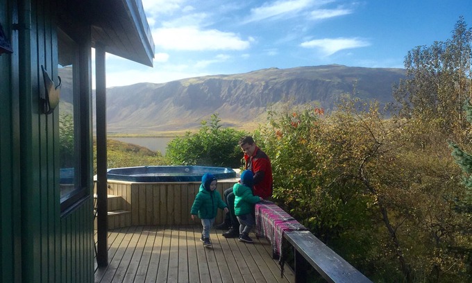 Selfoss House | Lake House With Hot Tub- Private! Located On Icelands Golden Circle.