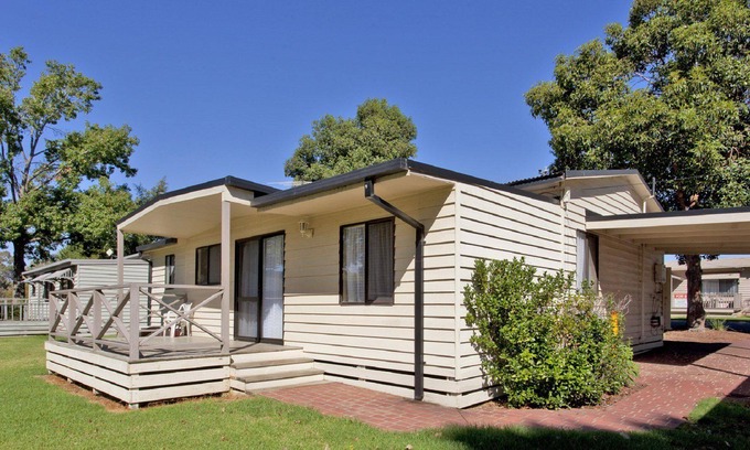 Lake Hume Village Apartment | Lake Hume Cottage - Cottage 20