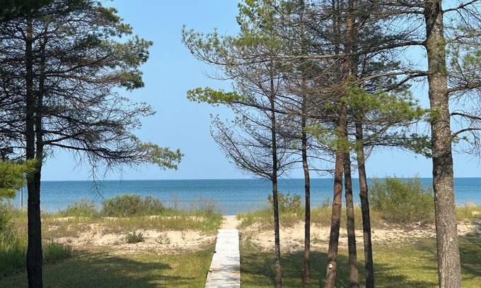 Ossineke House | Lake Huron Memory Maker