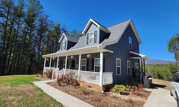Nebo House | Lake James Mountain Getaway!